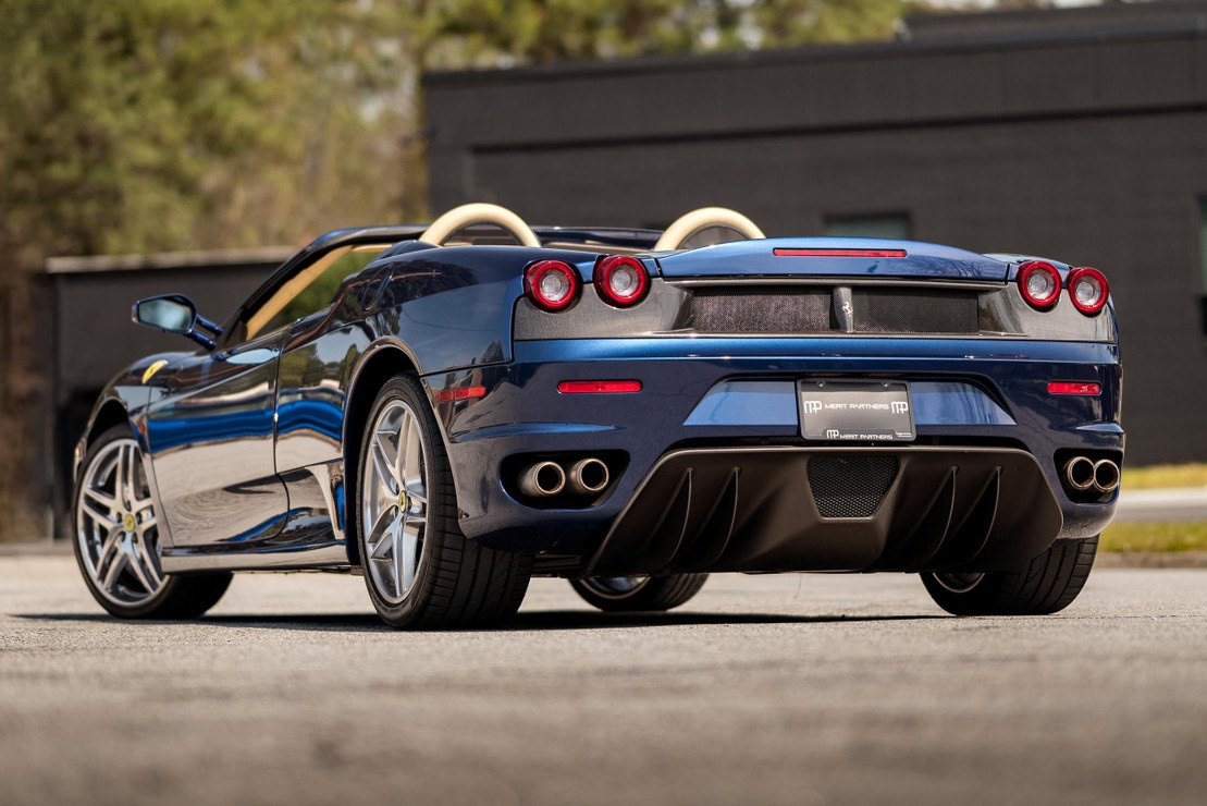 rear-of-blue-ferrari-f430