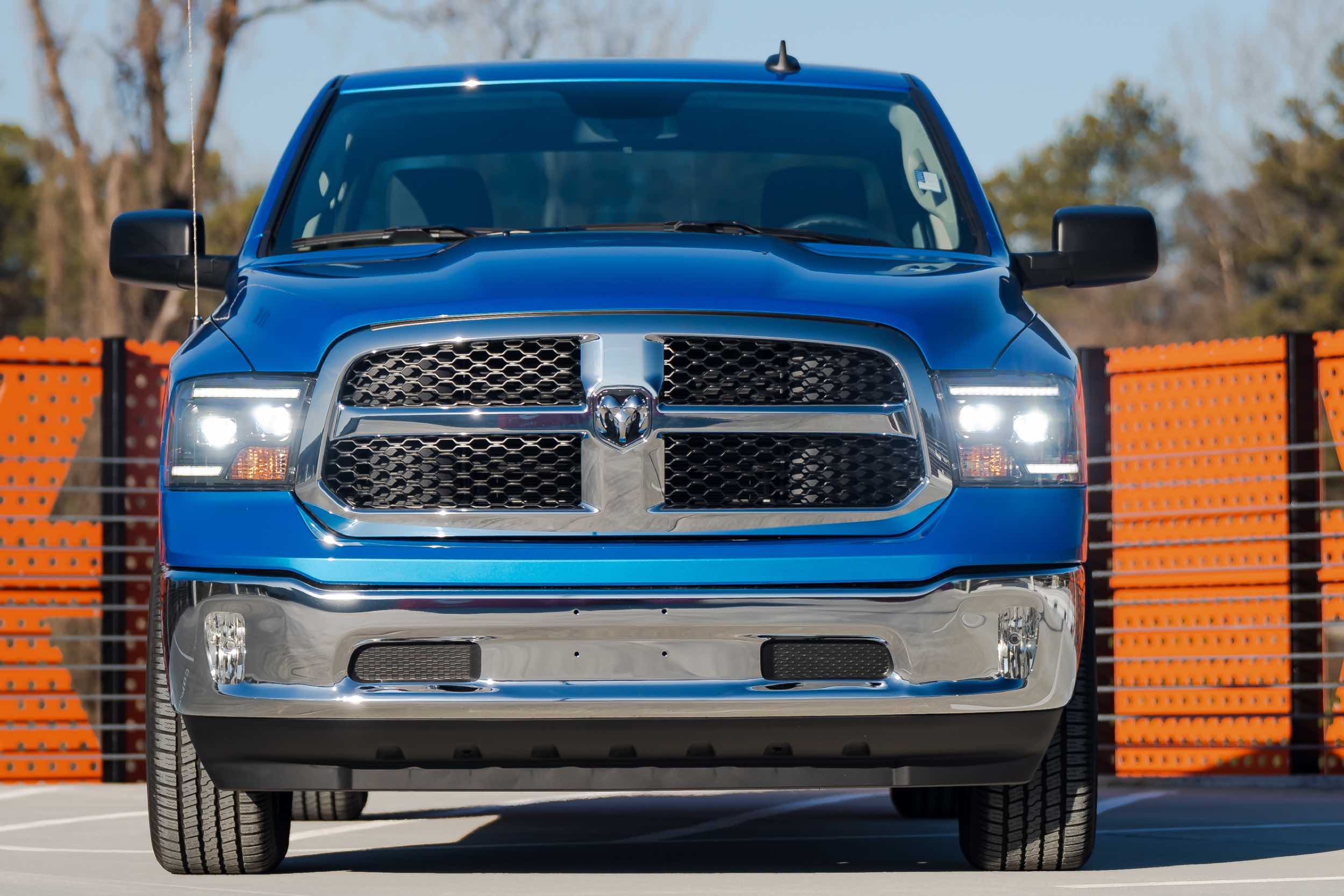 09-18 Ram XB Hybrid LED Headlights Plug-N-Play HR LF524